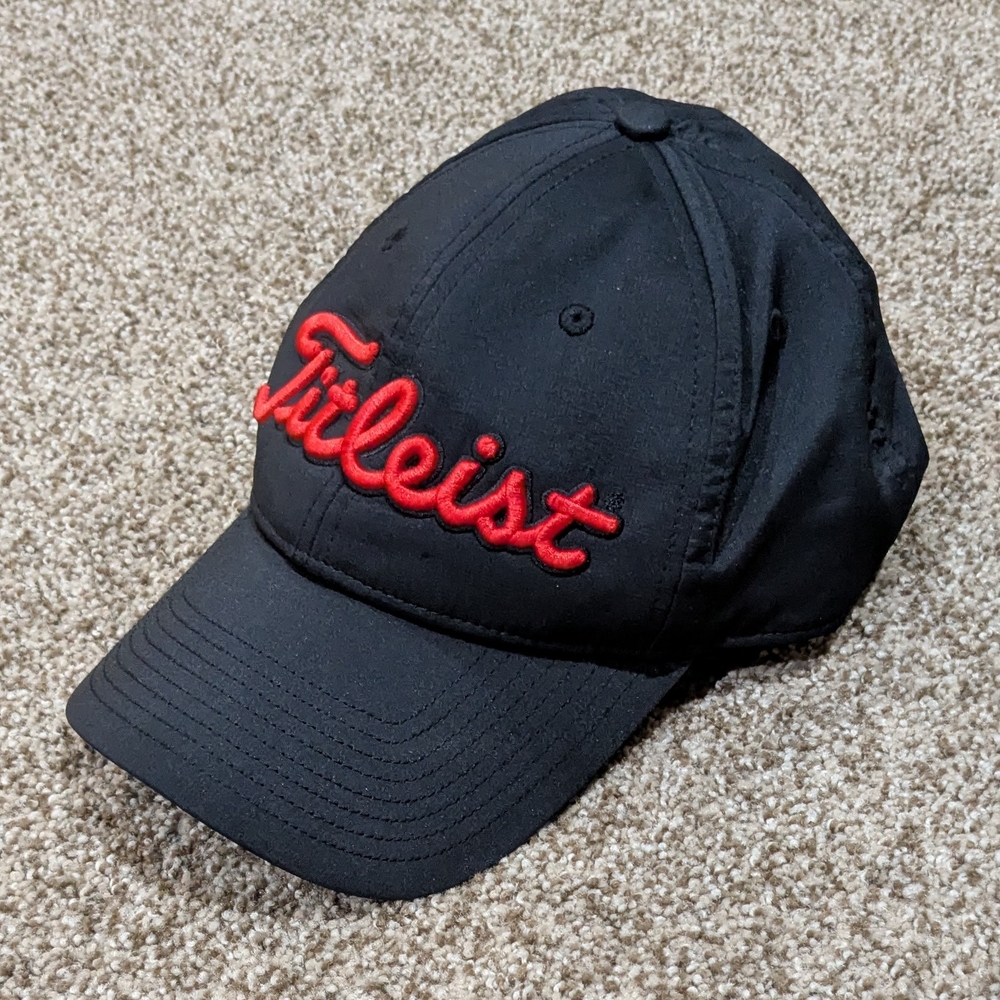 Titleist Men's Tour Performance Black & Red Hat